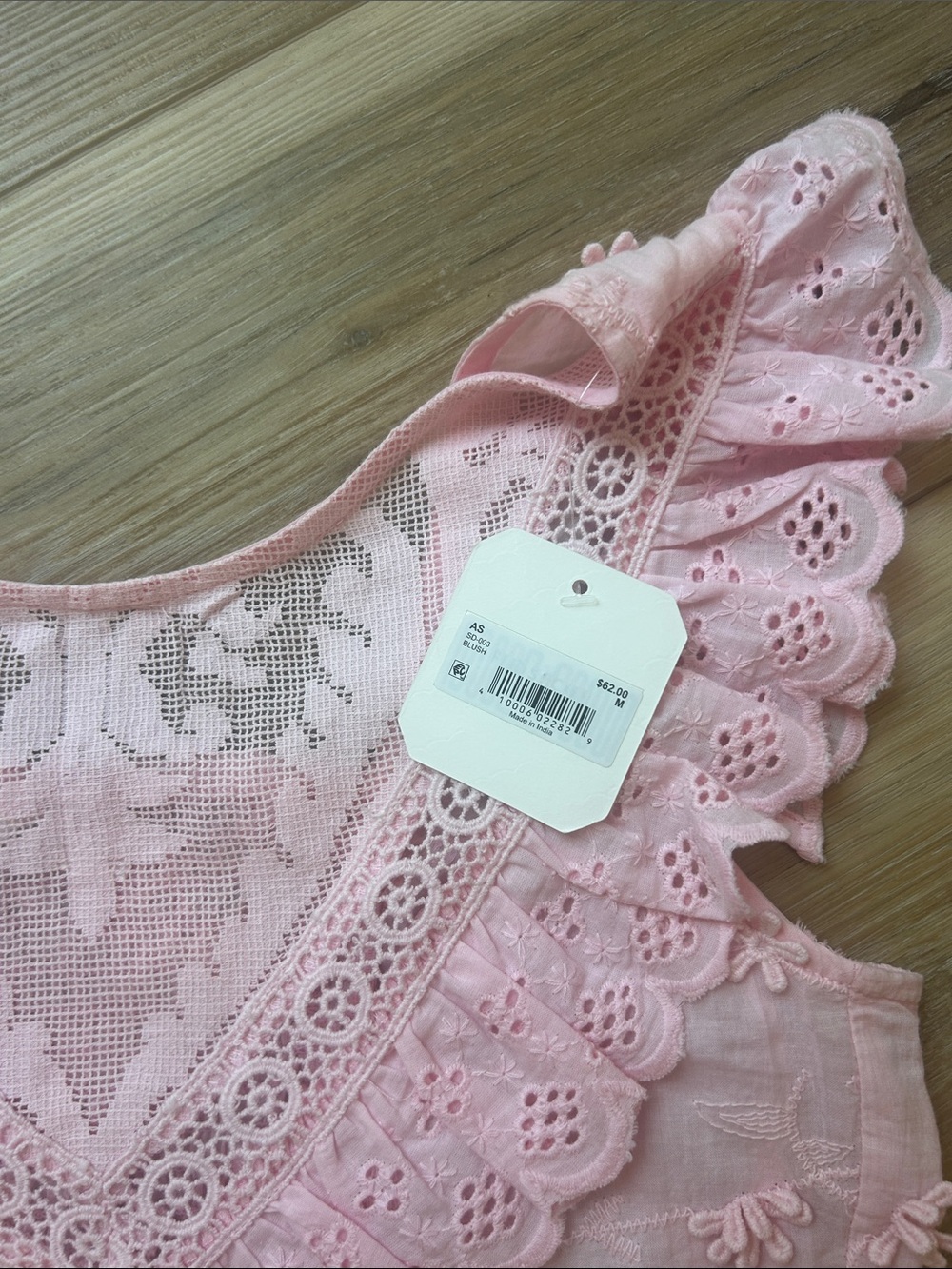 NWT Altar'd State Light Pink Lace & Embroidered Flutter Crop Top - Picture 2 of 3